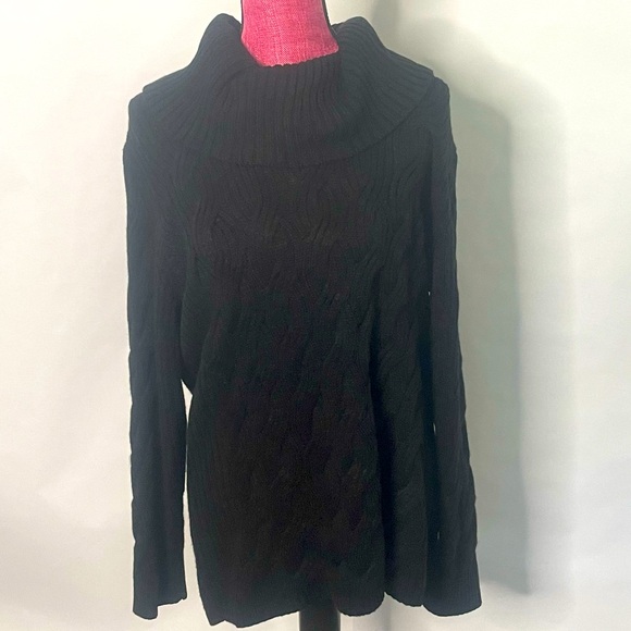 Calvin Klein Sweaters - Calvin Klein black cowl neck classic pullover chain stitch sweater Size L